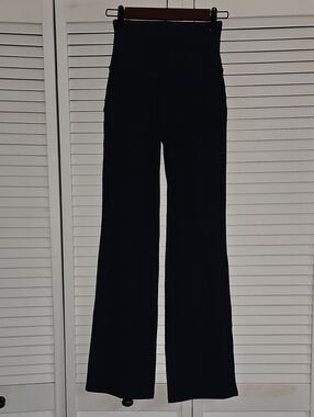 Beyond Yoga NWOT Navy Spacedye High-Waist Flare Pants Size S